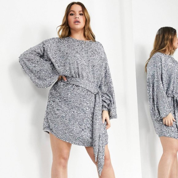 Beautiful Sequin ASOS CURVE Dress With Oversized Sleeves - Picture 5 of 5